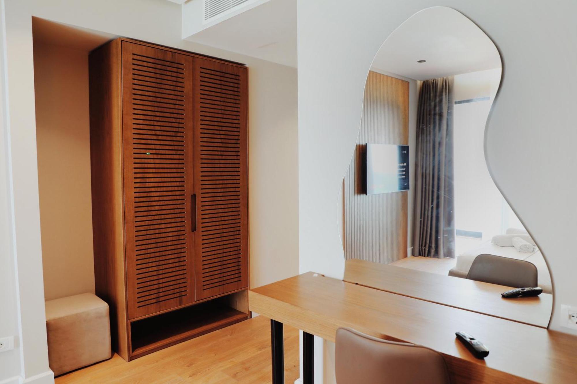 Hotell Oniro By Iliria Palace (adults Only) *
