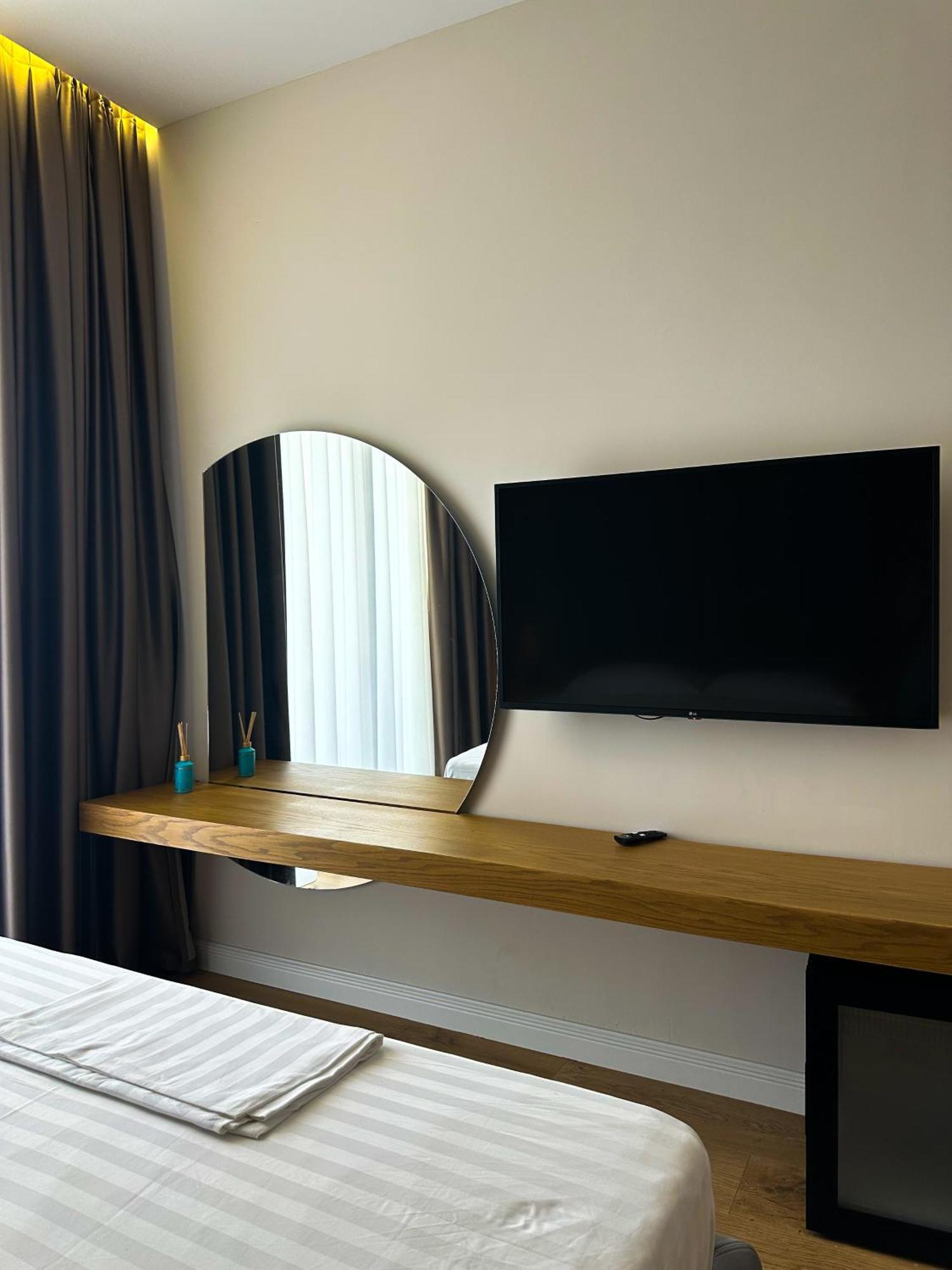 Oniro By Iliria Palace (adults Only) * Himare